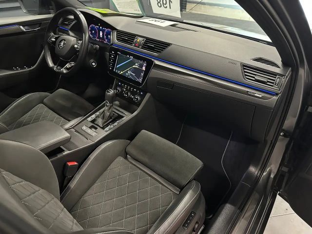 Skoda Superb 4x4 Combi Sportline