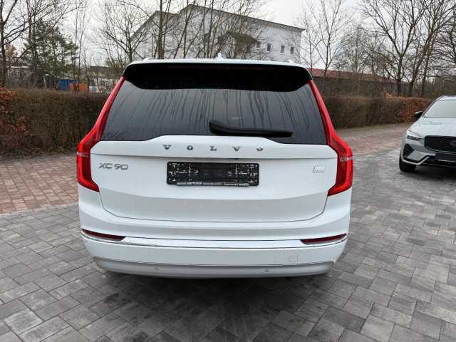 Volvo XC90 AWD T8