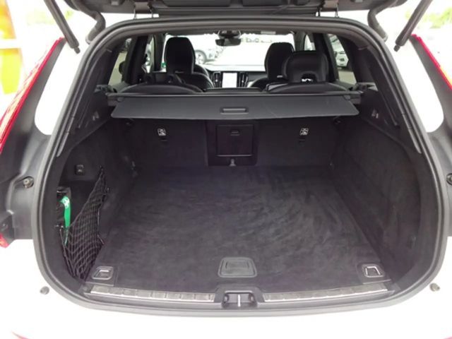 Volvo XC60 AWD R-Design