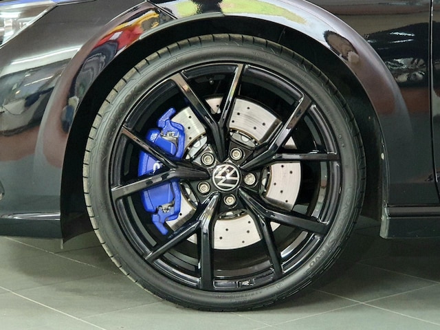 Volkswagen Golf 2.0 TSI DSG