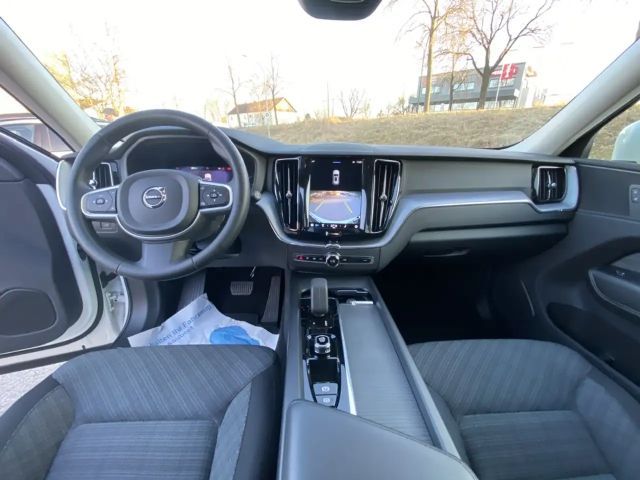 Volvo XC60 AWD Momentum