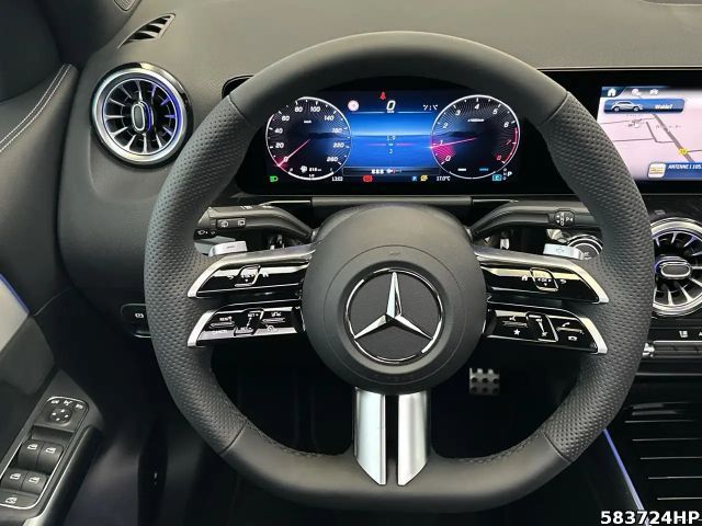 Mercedes-Benz GLA 200 AMG Line