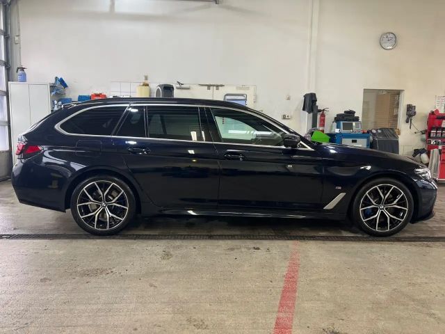 BMW 530 530d M-Sport xDrive