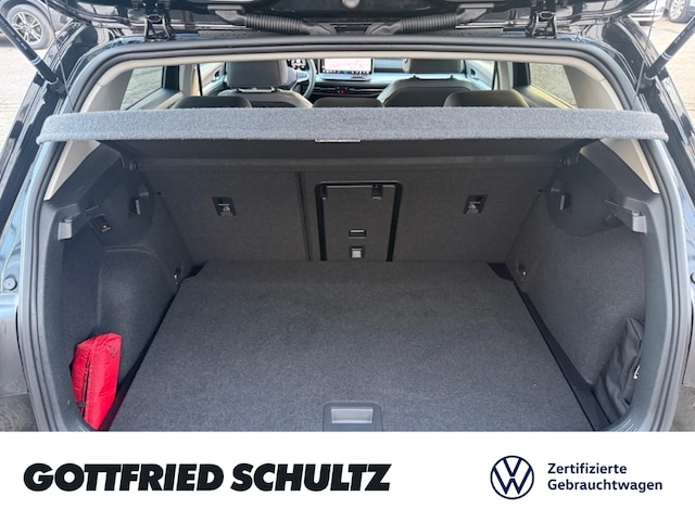 Volkswagen Golf 1.5 eTSI DSG