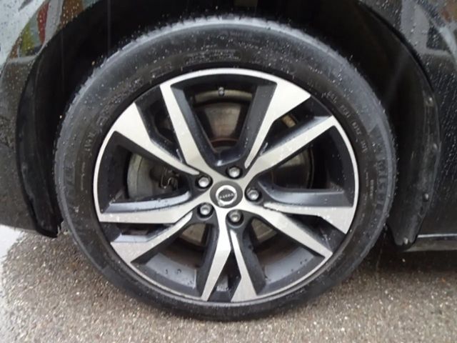 Volvo V60 AWD R-Design T6