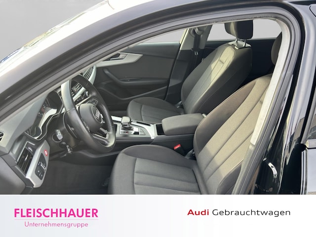 Audi A4 35 TFSI Avant S-Tronic
