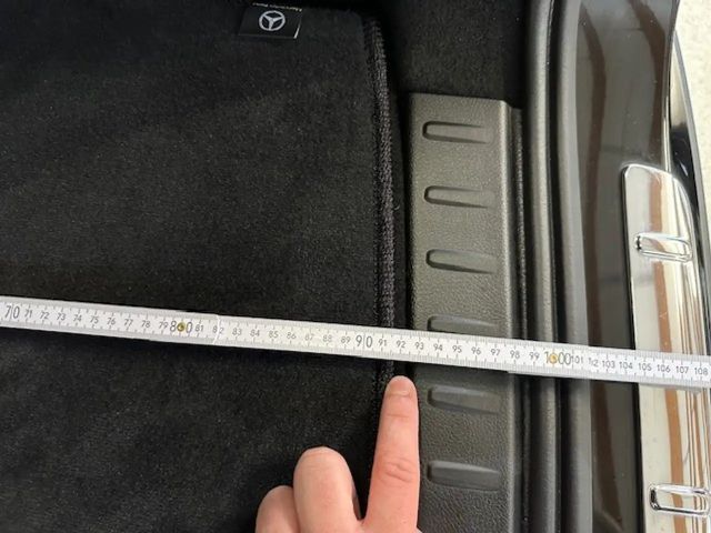 Mercedes-Benz GLA 200 Modelljahr2025+Night+Fondsitze verstellbar+AHK+DIS