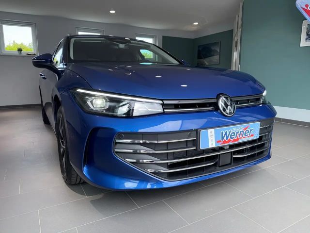 Volkswagen Passat 1.5 eTSI Business