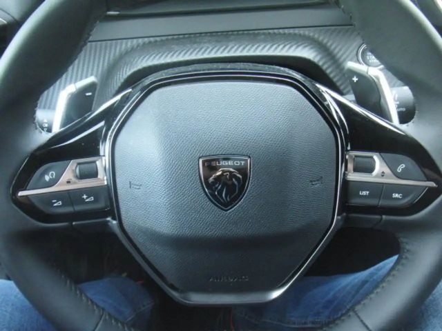 Peugeot 2008 Allure Pack