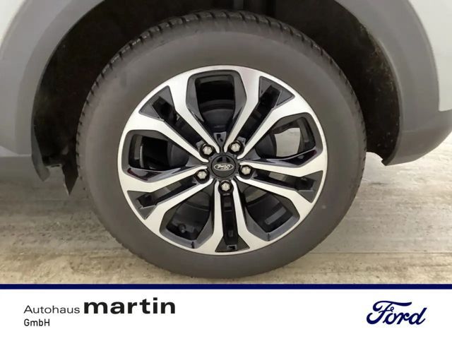 Ford Puma EcoBoost Titanium