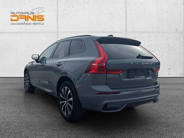 Volvo XC60 AWD Dark Plus
