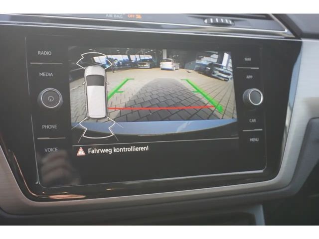 Volkswagen Touran 2.0 TDI DSG R-Line