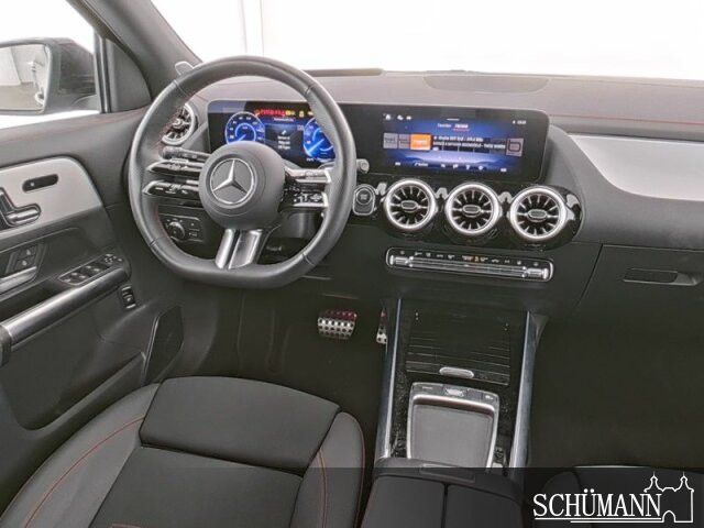 Mercedes-Benz EQA 300 4MATIC