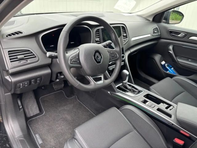 Renault Megane Hybrid Techno