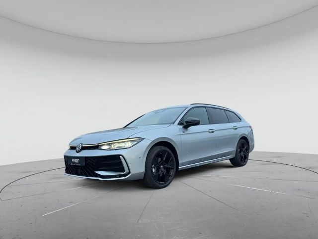 Volkswagen Passat 2.0 TDI DSG IQ.Drive R-Line