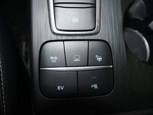 Ford Kuga Plug in Hybrid Titanium X