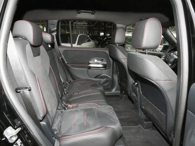 Mercedes-Benz GLB 200 AMG Line GLB 200 d