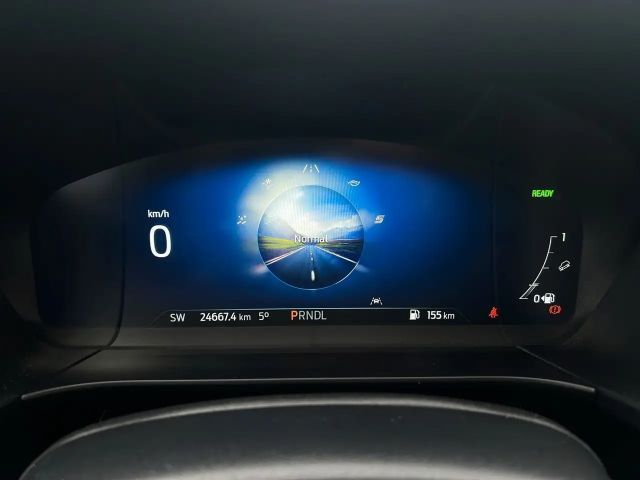 Ford Kuga AWD Hybrid Titanium