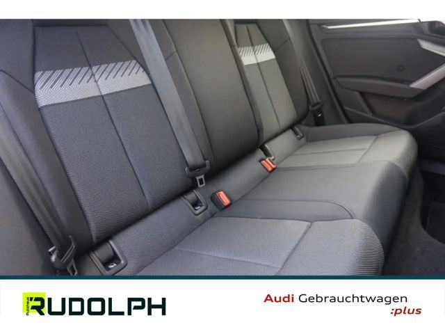 Audi A3 35 TFSI S-Tronic Sedan