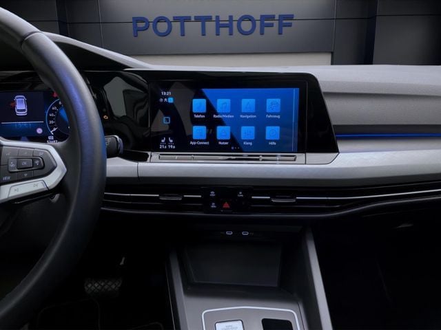 Volkswagen Golf 2.0 TDI DSG Life Variant