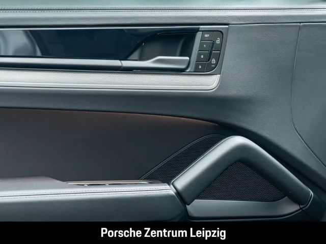 Porsche Cayenne E-Hybrid S