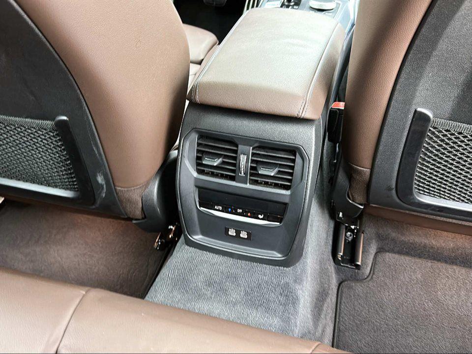 BMW 330 330i Touring