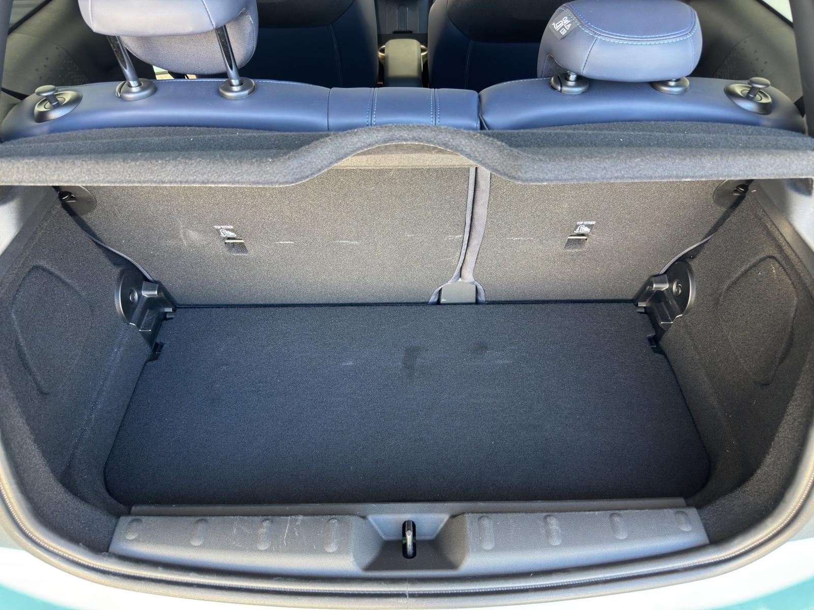 MINI Cooper 3-deurs Favoured