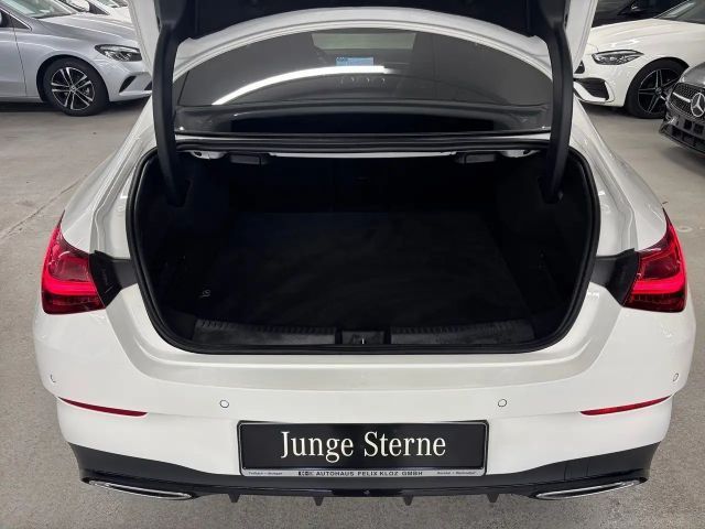 Mercedes-Benz CLA 200 AMG Line Coupé