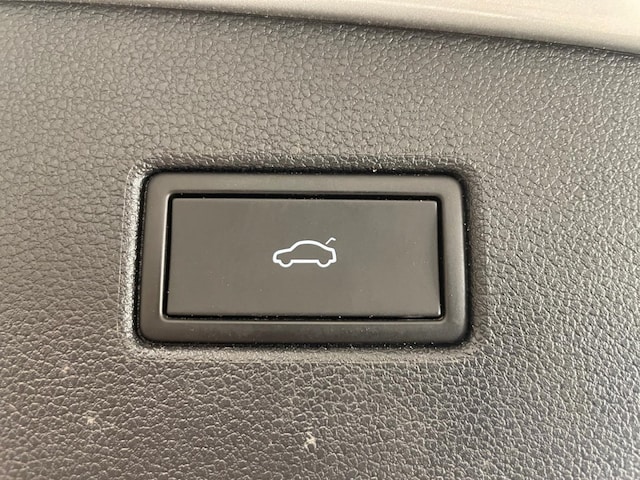 Volkswagen Tiguan 2.0 TDI R-Line Style