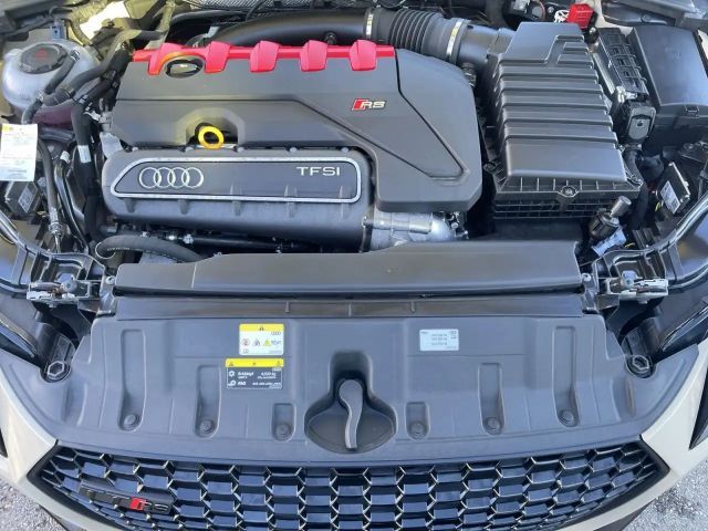 Audi TT RS Coupé Quattro S-Tronic