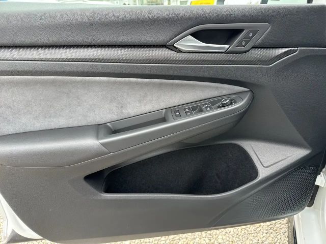 Volkswagen Golf DSG R-Line