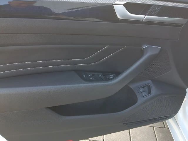 Volkswagen Arteon R-Line