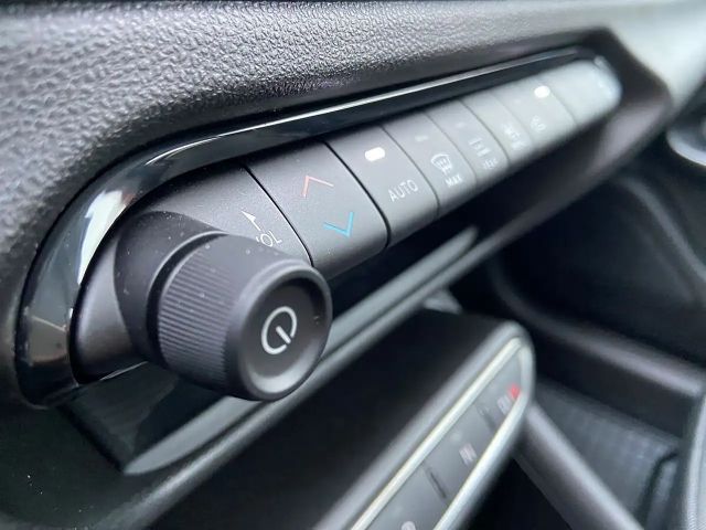 Fiat 600e Hybrid 100 6-Gang eDCT