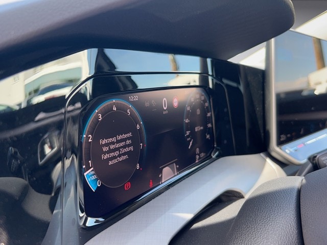 Volkswagen Golf Life Variant