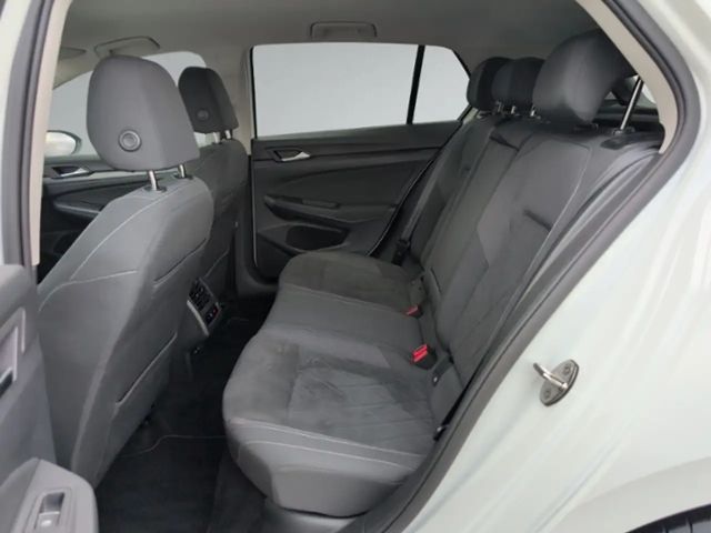 Volkswagen Golf 1.5 TSI Golf VIII Style