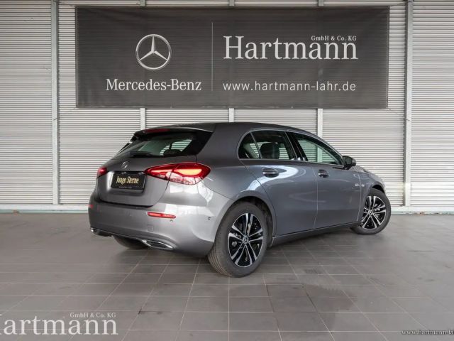 Mercedes-Benz A 200 Hatchback Progressive