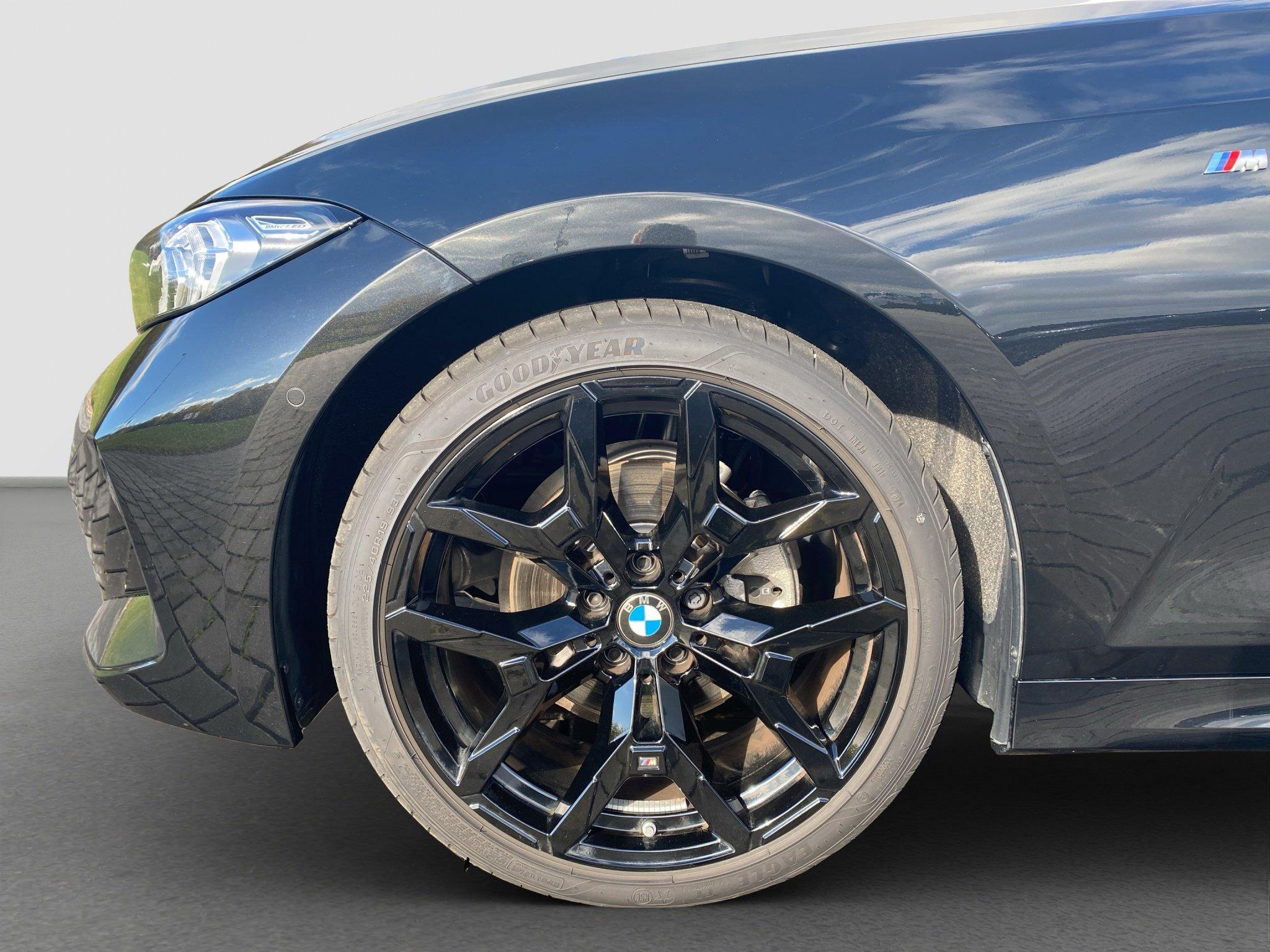 BMW 320 320i Sedan xDrive