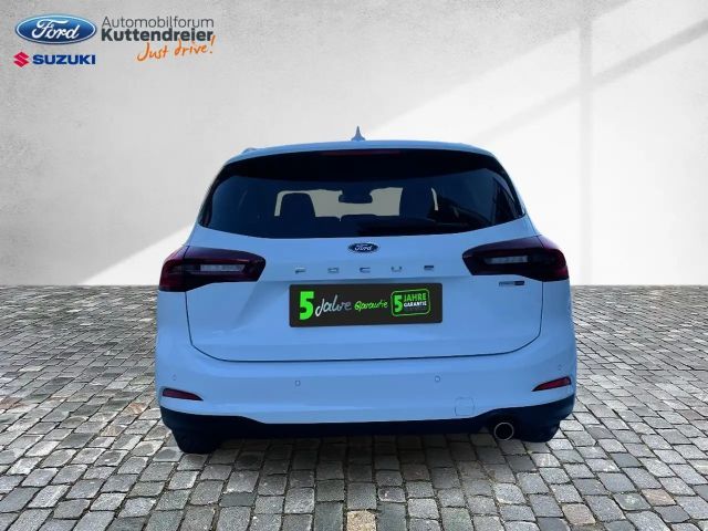 Ford Focus Titanium Wagon