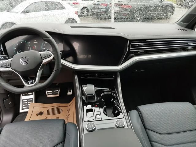 Volkswagen Touareg 4Motion R-Line