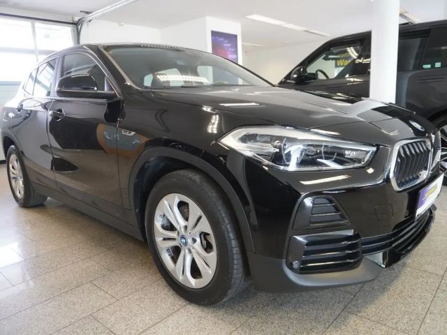BMW X2 xDrive25e
