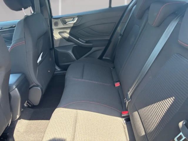 Ford Focus EcoBoost ST Line