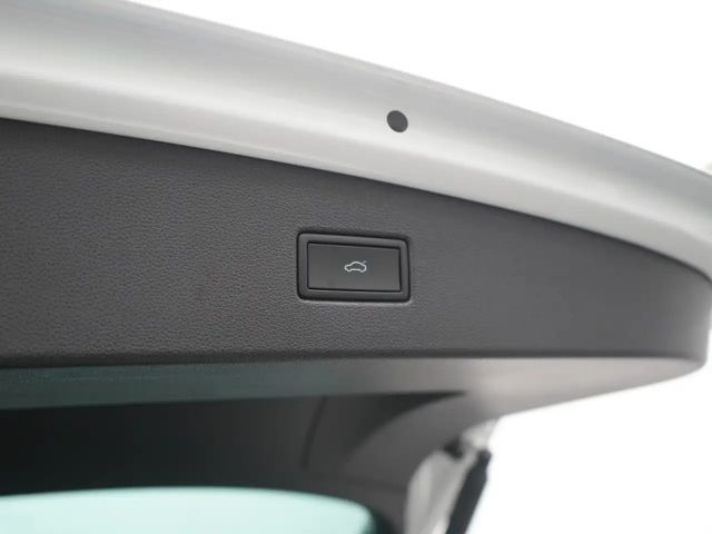 Volkswagen Tiguan R SHZ CARPLAY KEYLESS PDC MATRIX PANO ACC