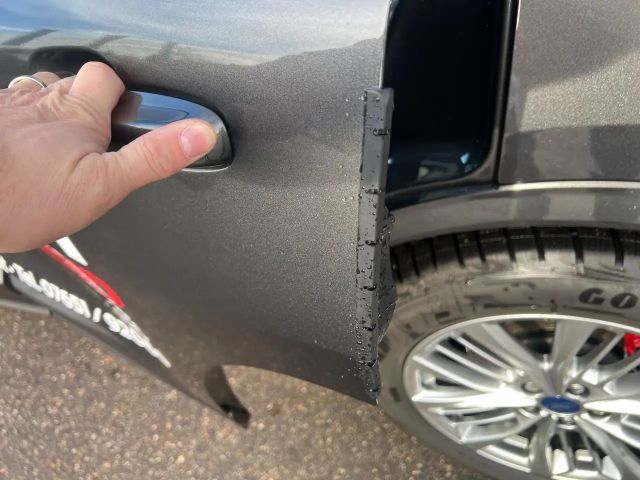 Ford Kuga Plug in Hybrid ST Line X