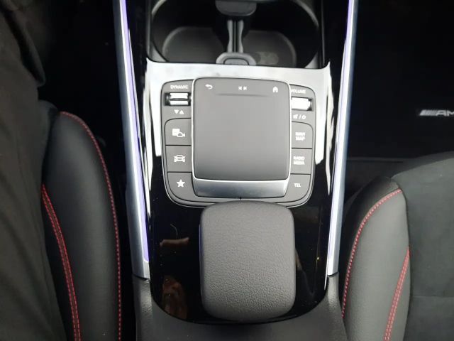 Mercedes-Benz GLB 200 AMG Line