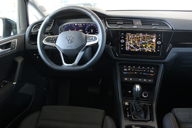 Volkswagen Touran 2,0 TDI DSG AHK R-Line