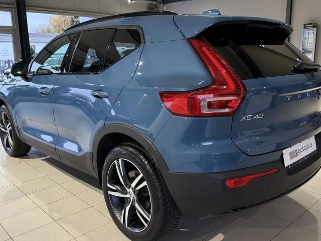 Volvo XC40 Dark Plus
