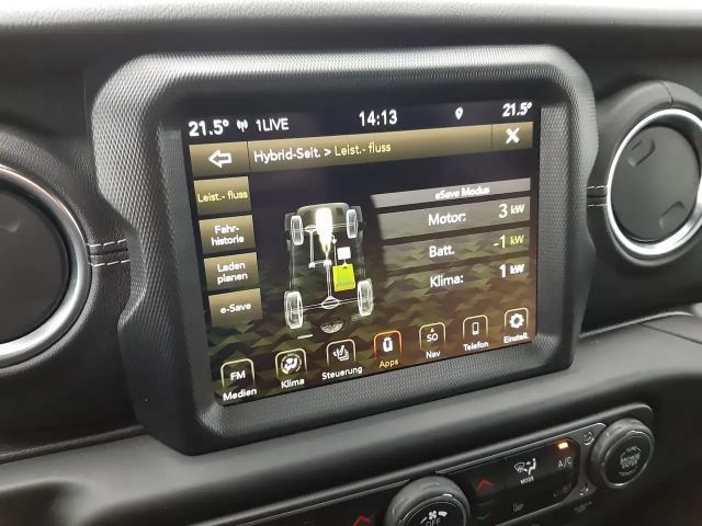 Jeep Wrangler Sahara