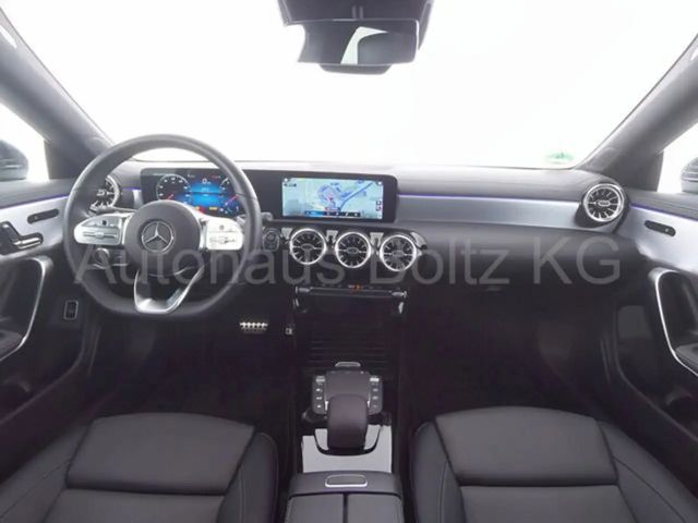 Mercedes-Benz CLA 200 AMG Line Shooting Brake