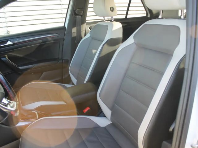 Volkswagen T-Roc 2.0 TDI R-Line Sport