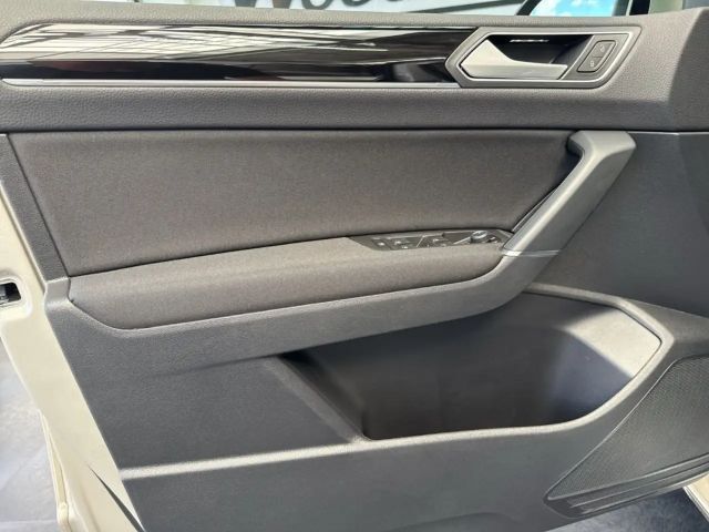 Volkswagen Touran DSG Highline